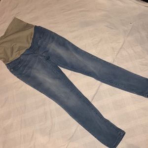Maternity skinny jeans